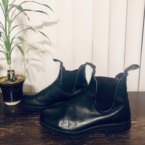 Black Blundstones - Picture 3 of 8